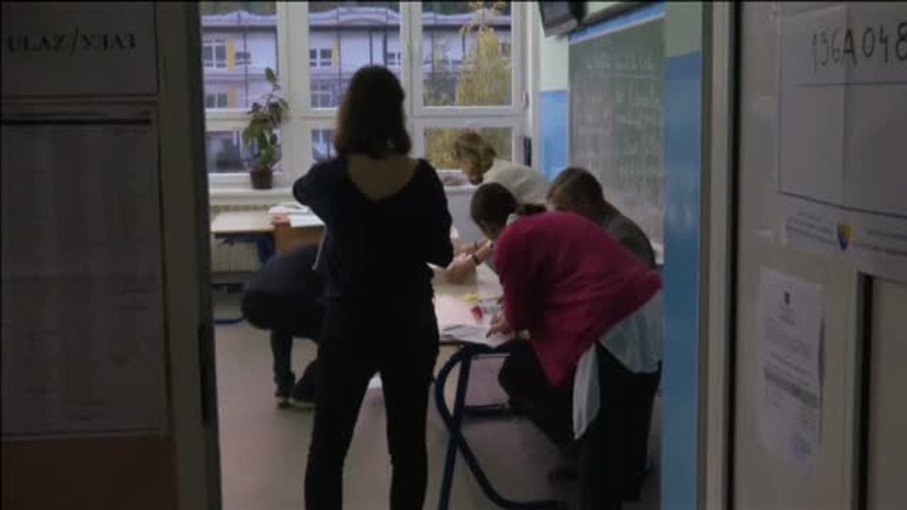 Bosnia celebra elecciones presidenciales y parlamentarias