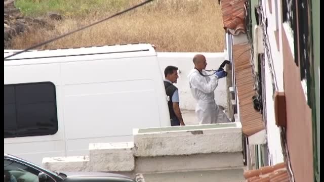 Mató a su mujer, sus dos hijas y después se suicidó