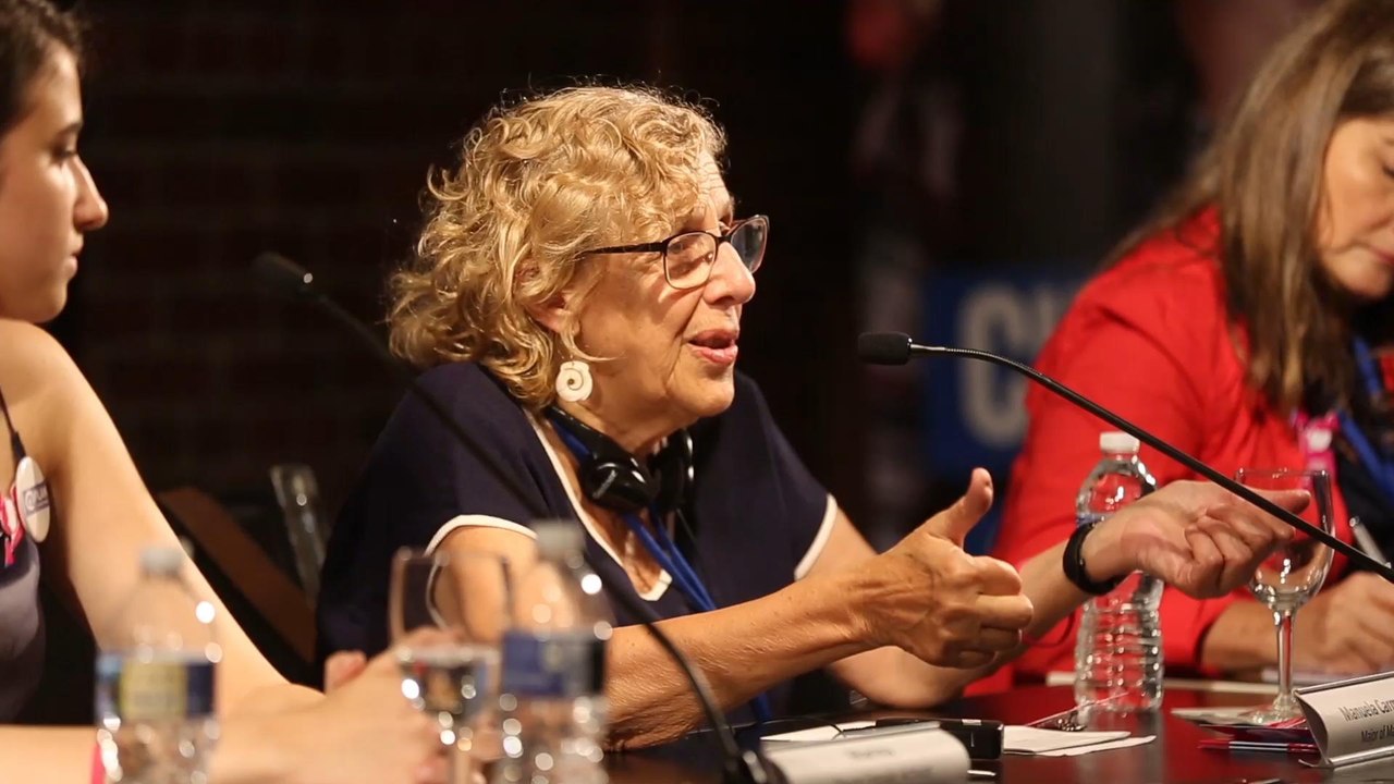 Carmena insta a las mujeres a cambiar el modelo sexual