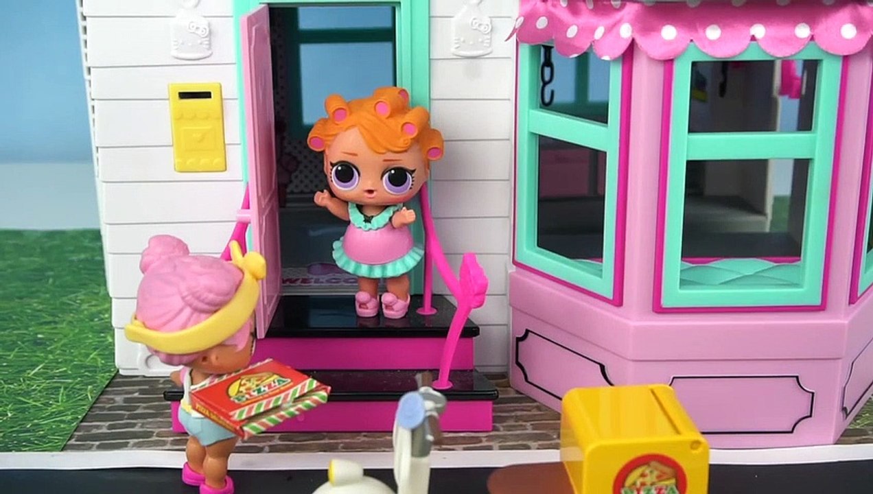 Bebes  LOL Surprise Confetti Pop Tienen una Pijamada -  Historias con Muñecas LOL