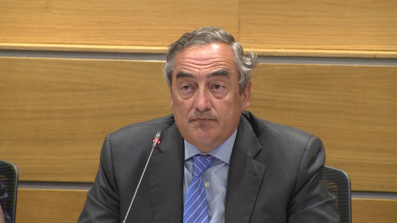 CEOE cree que es un "error" subir los impuestos a empresas