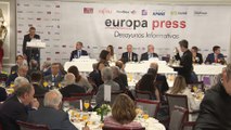 Arias Cañete participa en desayuno informativo de Europa Press