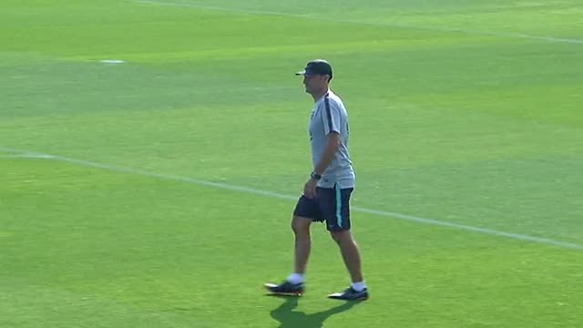 El Barça trabaja en sesiones de mañana y tarde a la espera de que vuelvan al tajo los internacionales