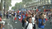 La celebración del Mundial saca a millones de franceses a la calle con algunos altercados en París
