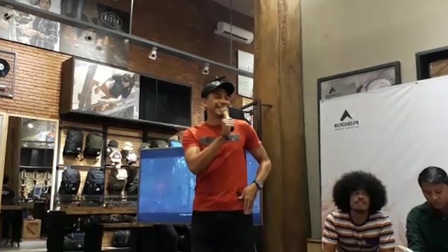 Darius Sinathrya Bersiap Riding Jarak Jauh ke Himalaya Nepal bersama Donna Agnesia