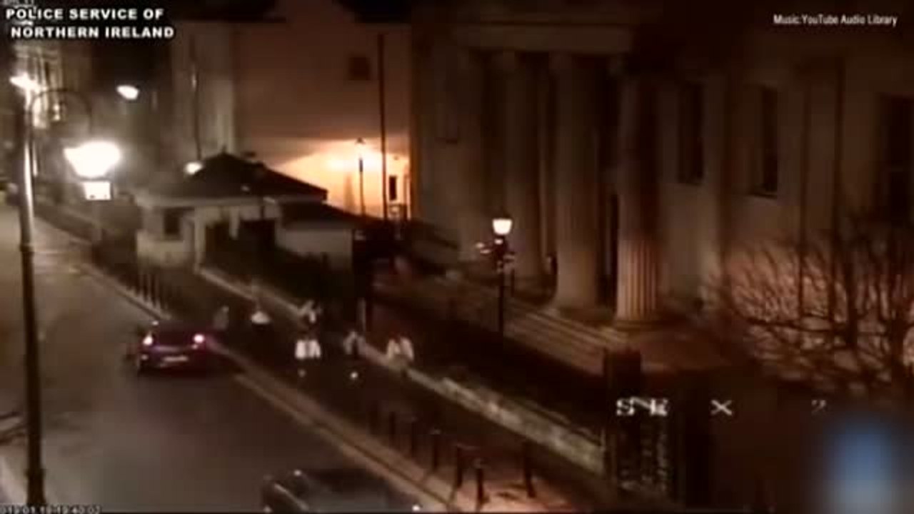 Cuatro detenidos por la explosión del coche bomba en Londonderry