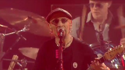 Fito Cabrales cumple este sábado 52 años