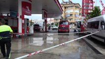 Alanya'da akaryakıt istasyonunda korkutan anlar
