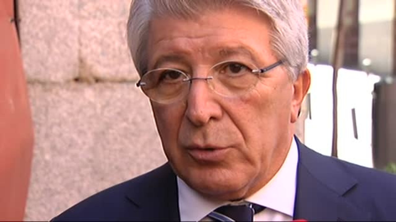 Enrique Cerezo vuelve a pedir información sobre el uso del VAR