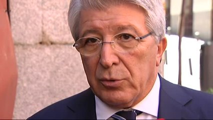 Enrique Cerezo vuelve a pedir información sobre el uso del VAR