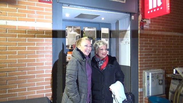 Terelu celebra la vida con sus compañeras de trabajo