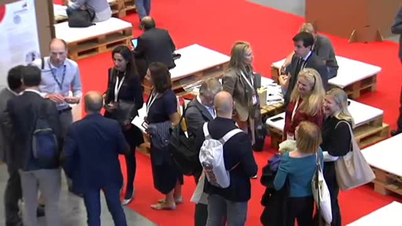 Eroski apuesta por los productos ecológicos, locales y el bienestar animal