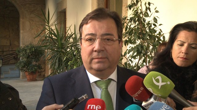 Vara muestra todo su apoyo a Susana Díaz