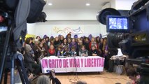 Asociaciones feministas reaccionan al acuerdo de investidura de Andalucía