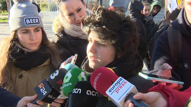 Arran muestra su solidaridad con sus compañeros arrestados