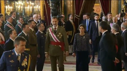 Felipe VI reivindica la bandera como símbolo de unidad en la Pascua Militar