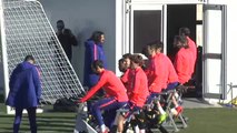 El hijo de Filipe Luis se convierte en protagonista en el entrenamiento del Atlético