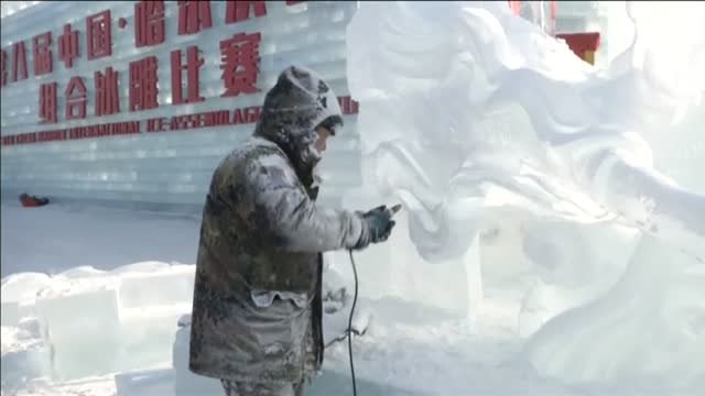 Así son las asombrosas esculturas de hielo creadas en China