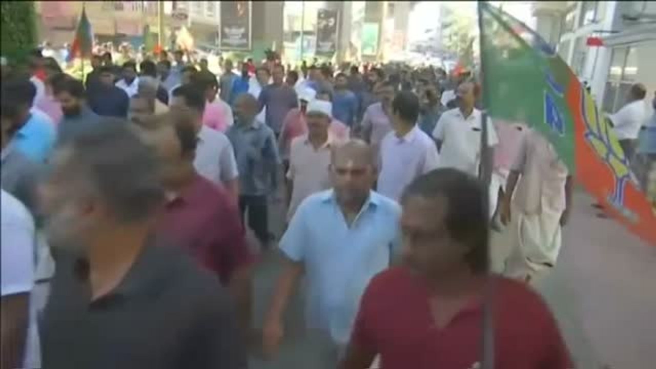 Al menos un muerto en las protestas de la India contra las dos mujeres que entraron en un templo