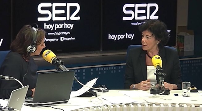 Celaá asegura que hay que deslindar la verdad de las fake news