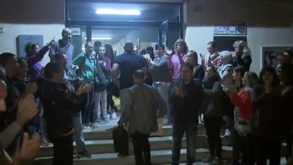Primer aniversario del 1-O donde la tensión frente a los colegios se tornaba en violencia