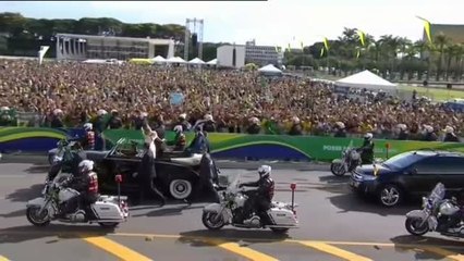 Bolsonaro hace gala de su ultranacionalismo en su toma de posesión