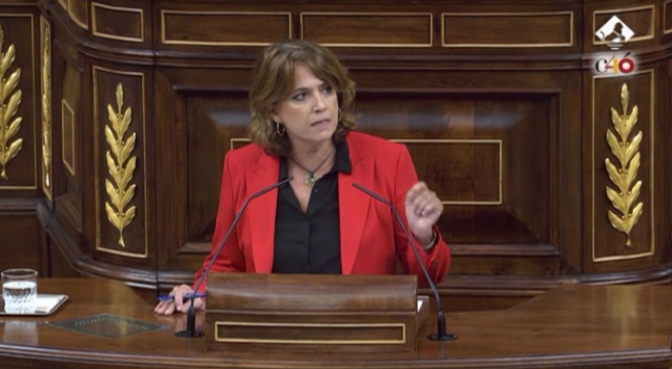 Delgado es interpelada en el Congreso por las grabaciones