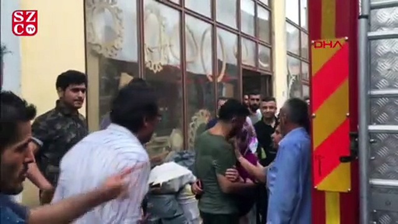 Sakarya’da iş yerine yıldırım düştü