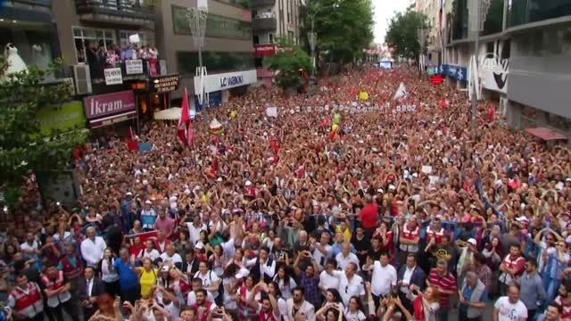 İmamoğlu: Bu şehre hak, hukuk, adalet duygularını getireceğiz