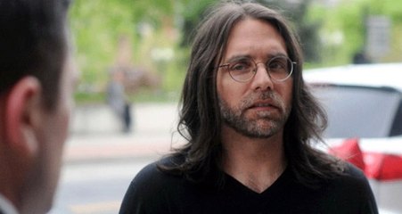 Ünlülerin de içerisinde bulunduğu cinsel ilişki tarikatının lideri suçlu bulundu!