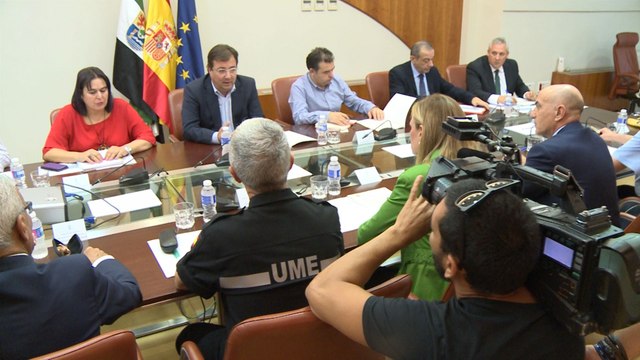 Vara se reúne con la UME para abordar tema del camalote