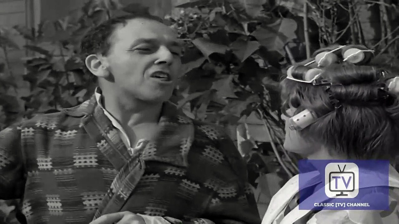 The Beverly Hillbillies - Season 2 - Episode 8 - The Clampetts Are Overdrawn