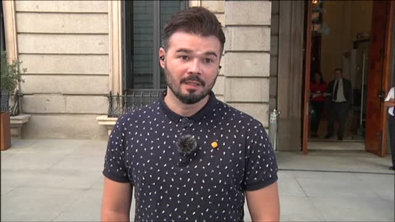 Rufián sobre el interrogatorio a Aznar: "Nosotros no estamos para dar masajes"