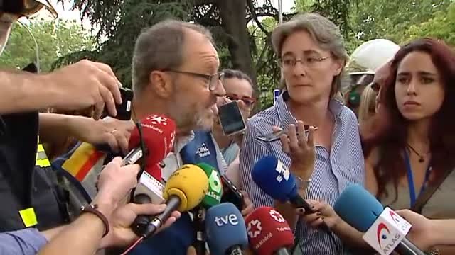 Diez heridos tras derrumbarse cinco forjados del Hoter Ritz