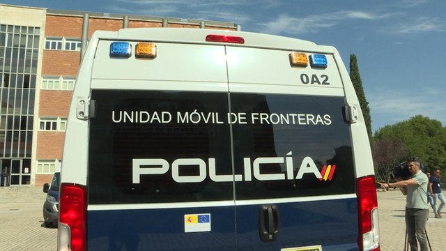 Policía mejora su versatilidad en fronteras con diez nuevas furgonetas