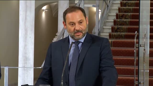 Abalos: Algunos no tienen más alternativa política que la oferta de un lodazal