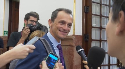 Duque dice que "en absoluto" está en cuestión el prestigio de la universidad