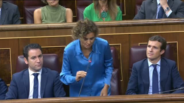 Montserrat a Calvo: Es absolutamente bochornoso que el puño amenazante de Torra sea la mano que mece la cuna en Moncloa