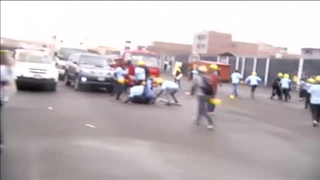 Violentos enfrentamientos en Perú por los terrenos de un club de fútbol