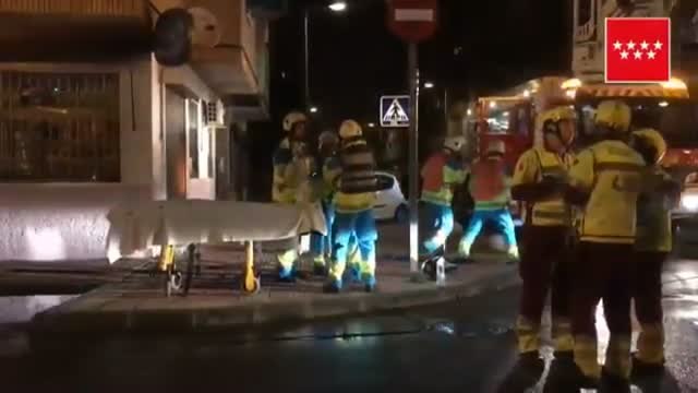 Dos heridas graves en un incendio declarado anoche en una vivienda de Parla