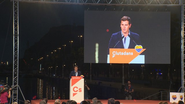 Rivera: si Torra ataca Estado, no hace falta venga Congreso