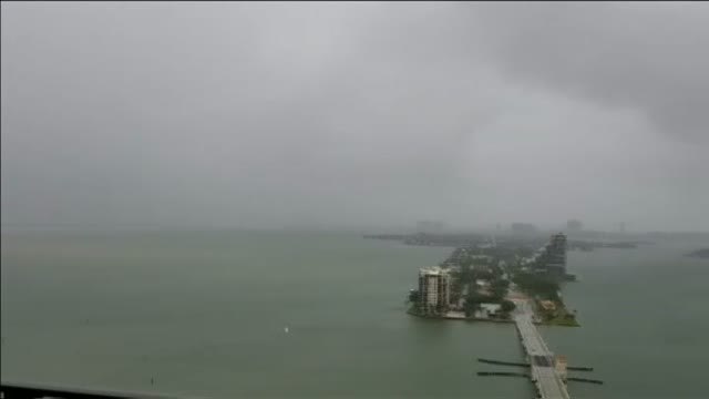 La tormenta tropical Gordon golpea el sur de Florida