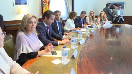 Casado se reúne con asociaciones de jueces y fiscales