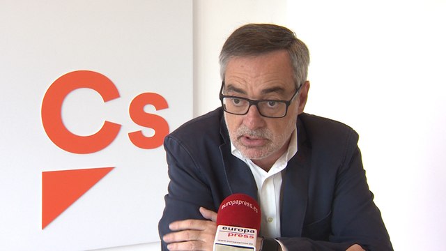 Villegas reclama al Gobierno una política migratoria sensata