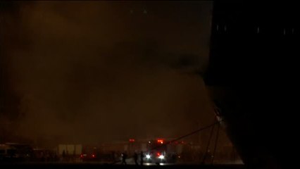 850 pasajeros se quedan en el puerto del Pireo (Grecia) tras generarse un incendio en el ferry que viajabn