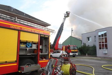 Incendie à Rixheim: une cinquantaine de pompiers mobilisés