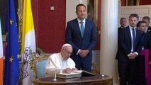 El Papa reconoce el fracaso de la Iglesia ante los 
