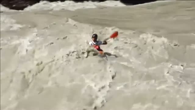Los rápidos del río Zanskar (India) acogen una competición de rafting y kayak a 3.500 metros de altura