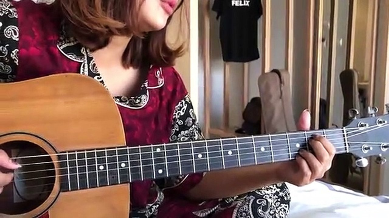 Pupus Dewa19 (  Cover Akustik )