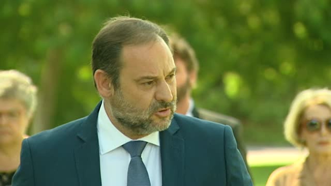 Ábalos en el aniversario de Spanair: "Este país tiene que aprender a tratar a sus víctimas"